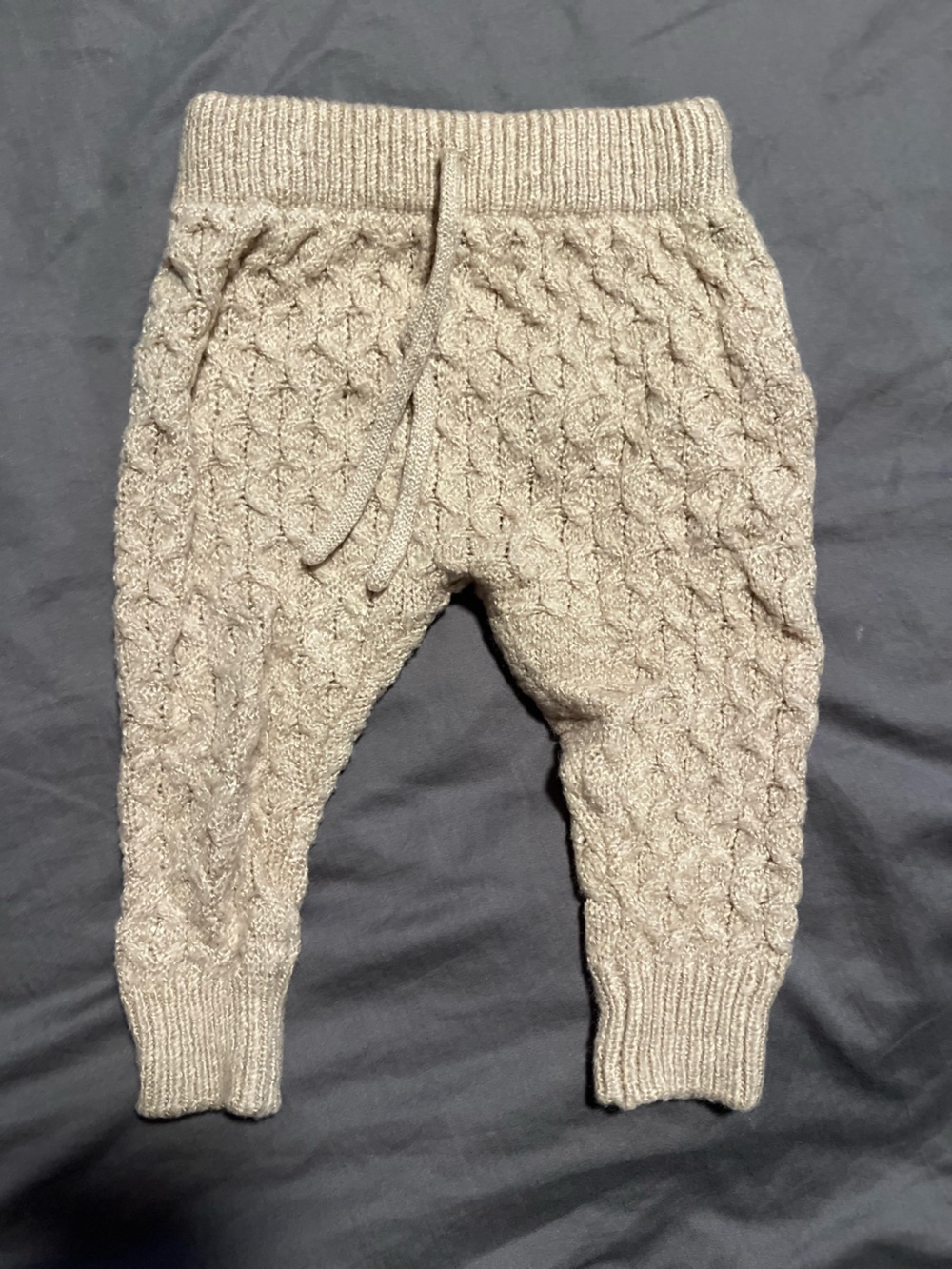 Rylee+Cru Cable-Knit Beige leggings